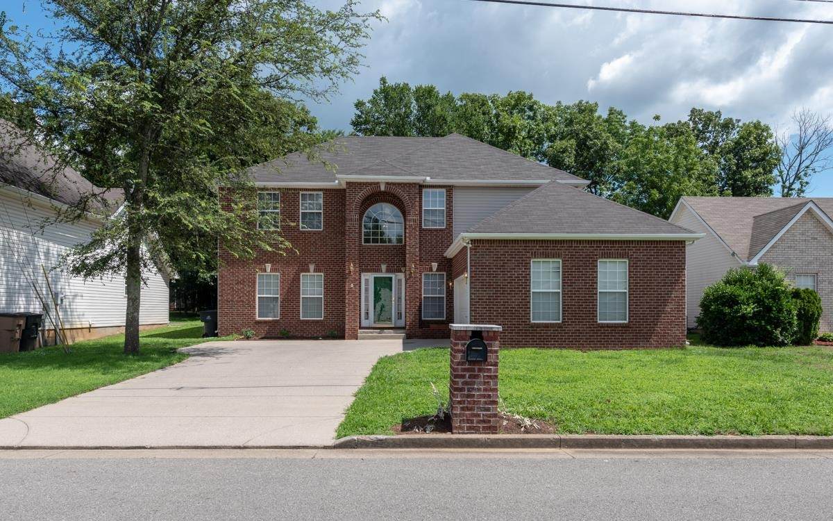7028 Hickory Pass Ln - Photo 1