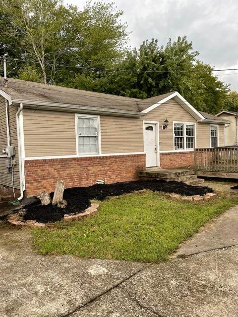 386 Roselawn Dr - Photo 1