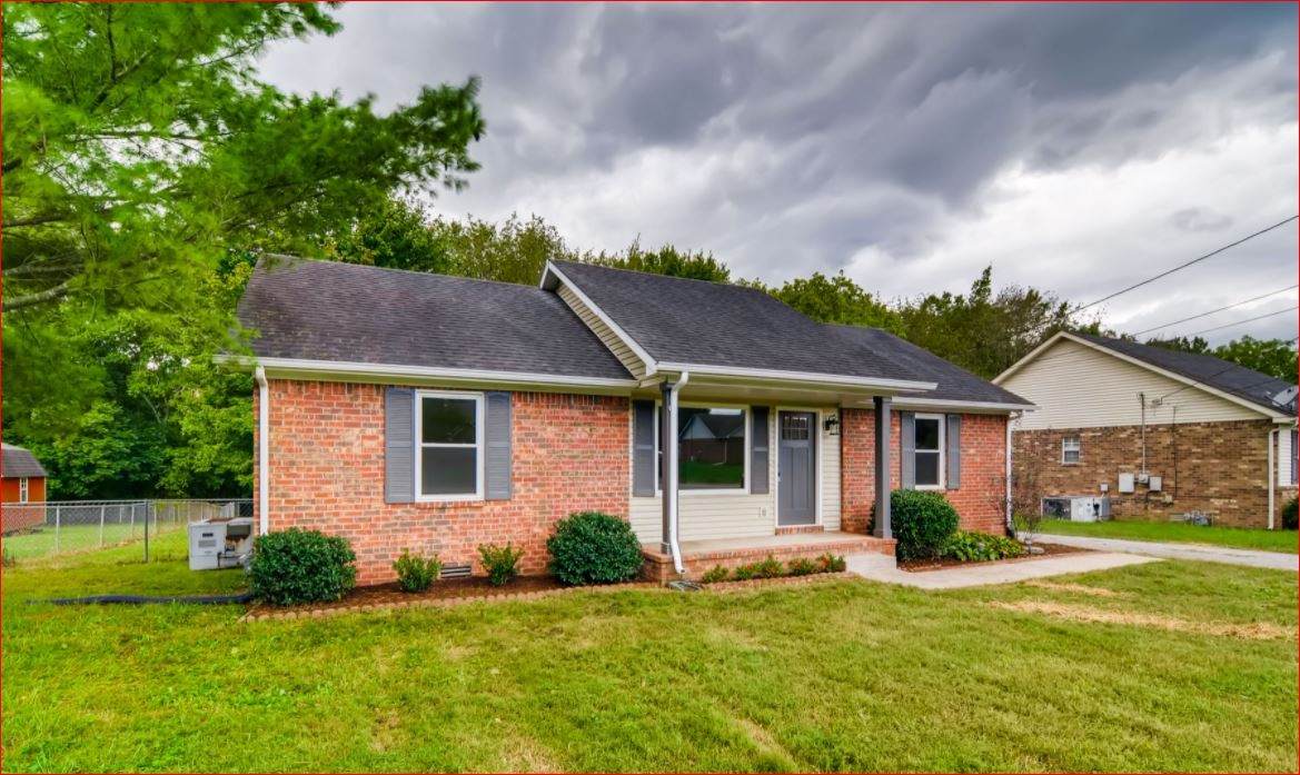 219 Clyde Ave - Photo 1