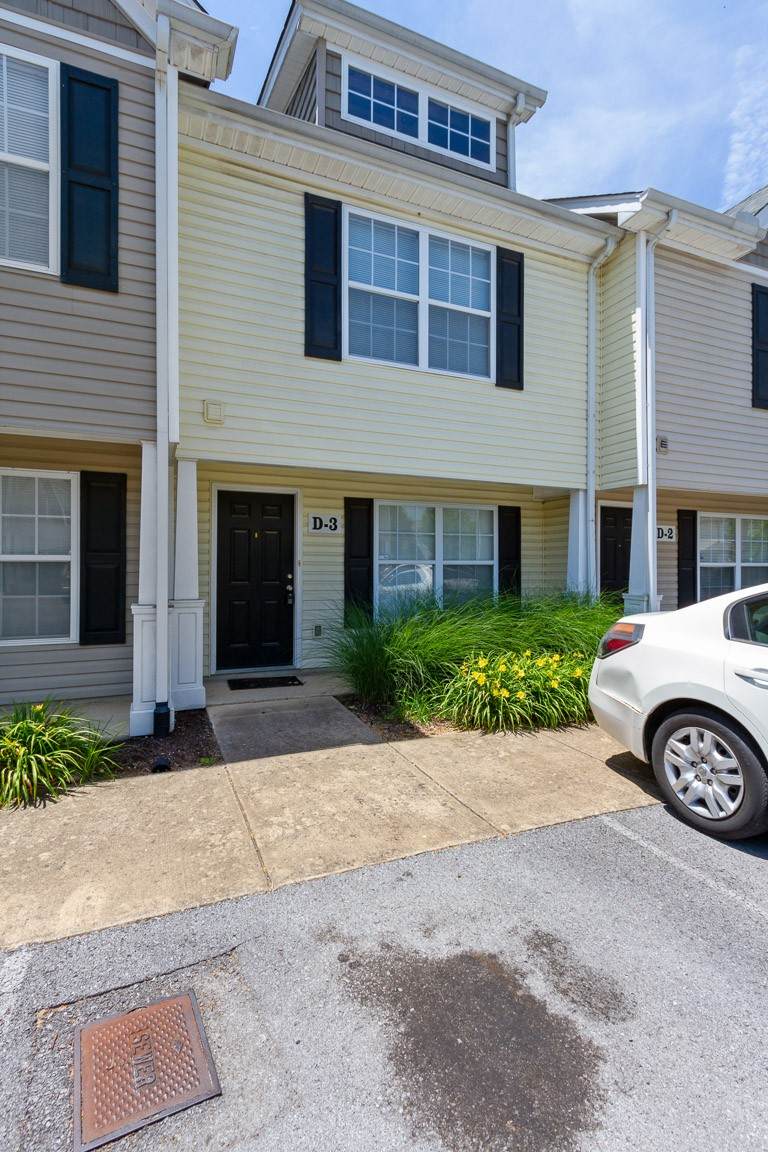 2961 S Rutherford Blvd - Photo 1