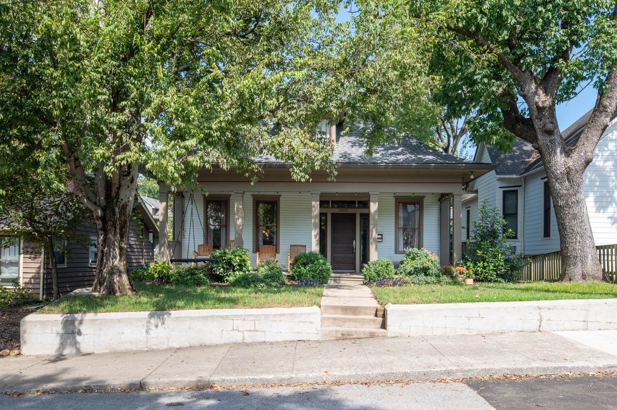 1507 Woodland St - Photo 1