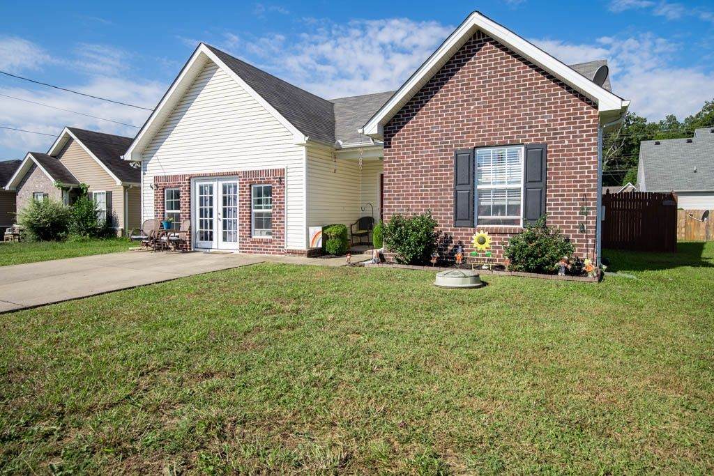 118 Dreville Dr - Photo 1
