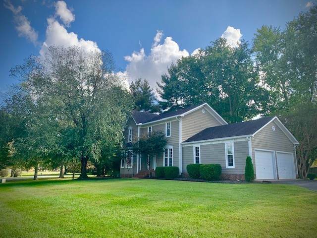 303 Parkview Dr - Photo 1