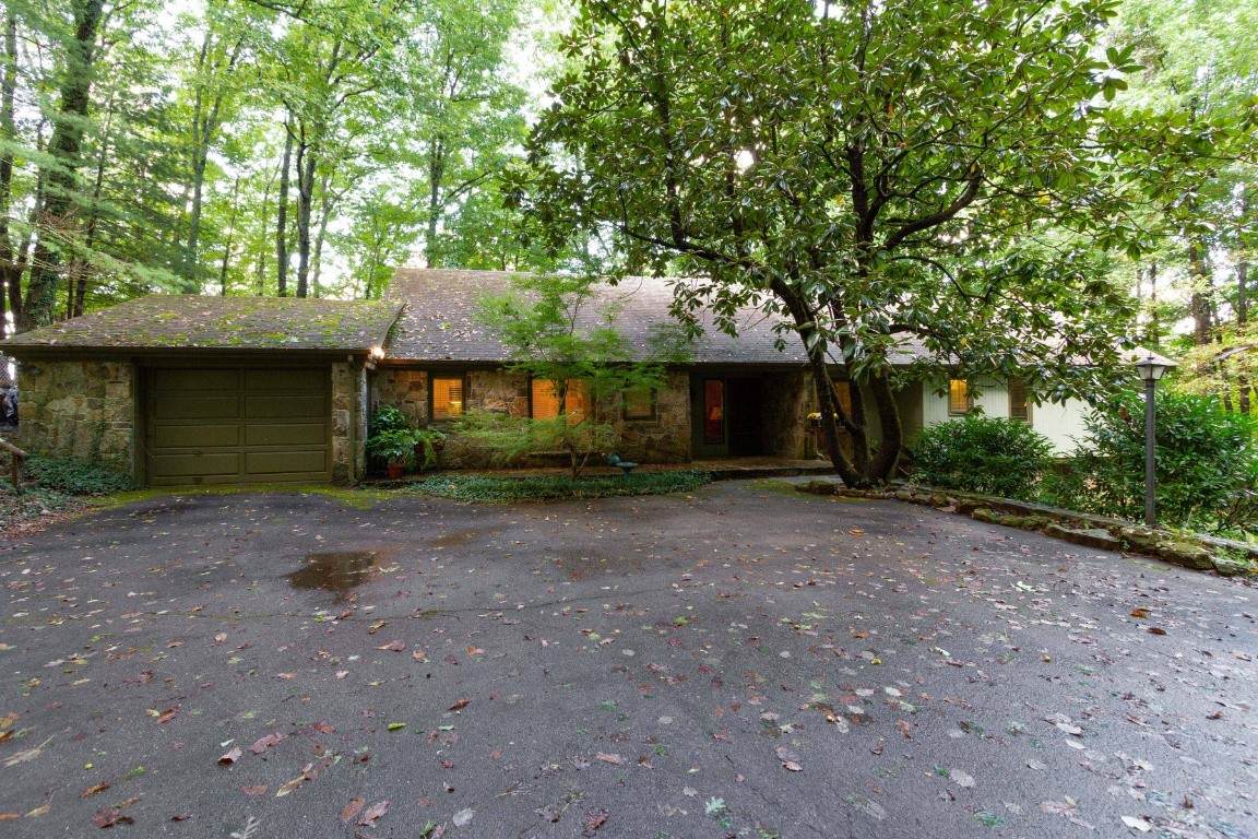 21 Poplar Ln - Photo 1