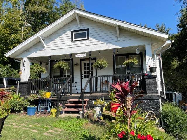 937 W Greenwood Ave - Photo 1