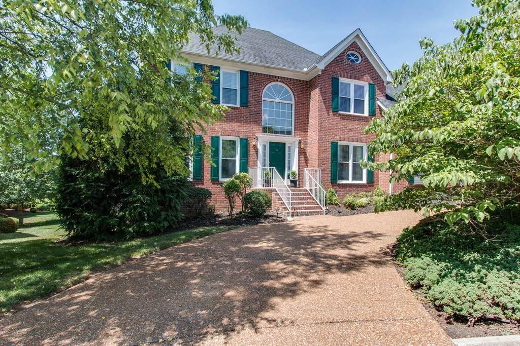 209 Saddlebridge Ln - Photo 1