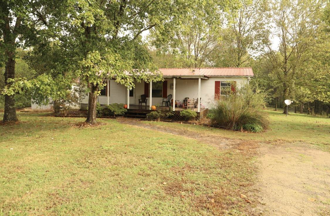 913 Maddox Rd - Photo 1