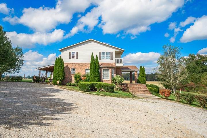 253 Bryan Rd - Photo 1