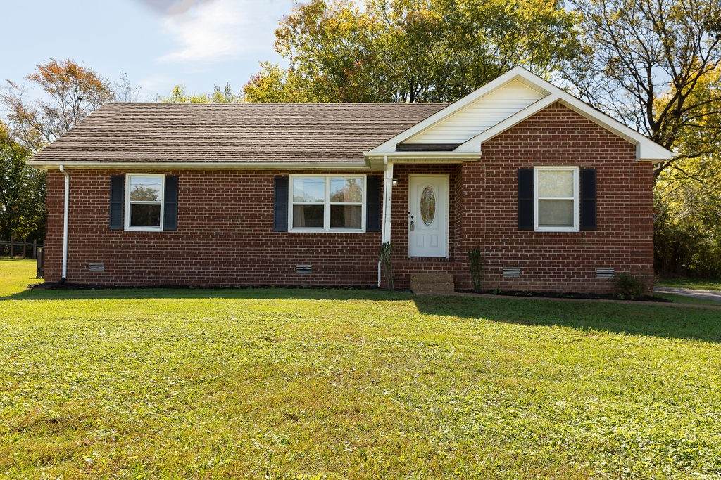 103 Oak Hill Ct - Photo 1