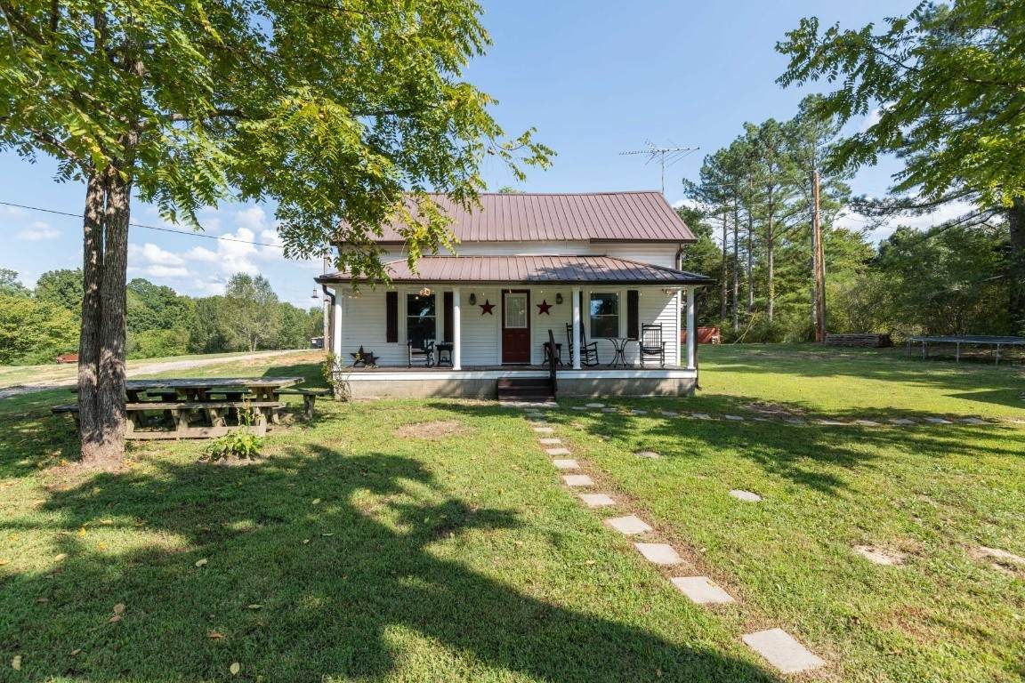 1012 Pleasant Valley Rd - Photo 1