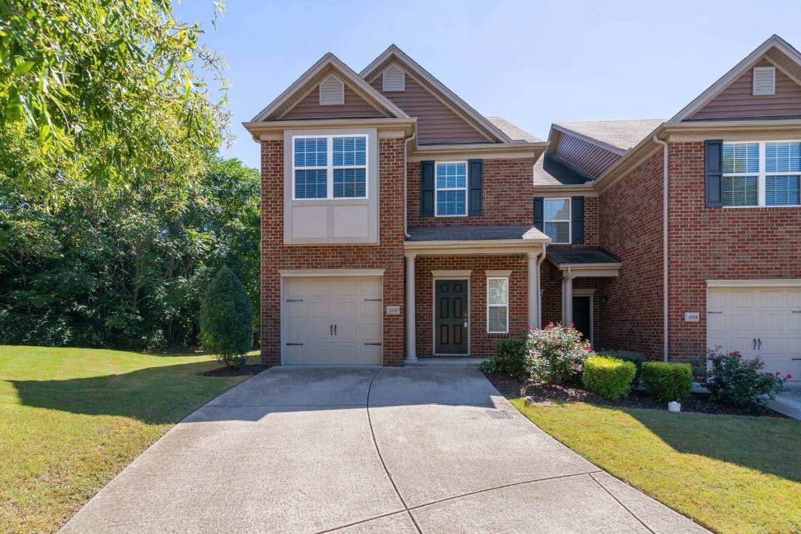 1030 Ashmore Dr - Photo 1