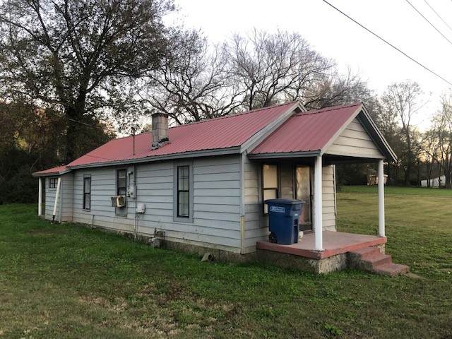 505 Valley Rd - Photo 1