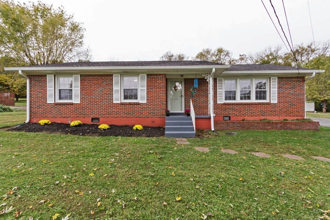 106 Hillwood Acres - Photo 1