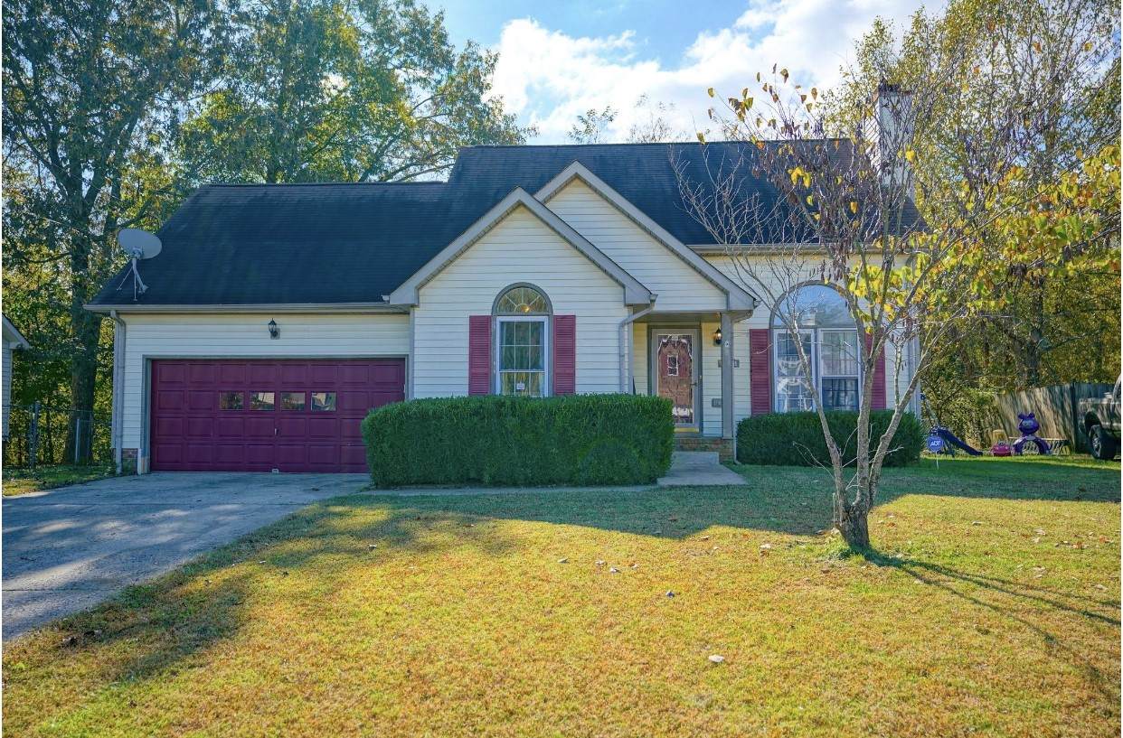 472 Bamburg Dr - Photo 1