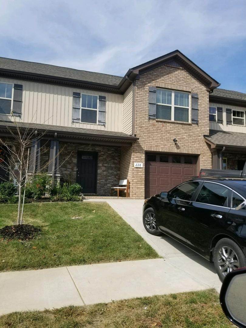 226 Saxony Way - Photo 1