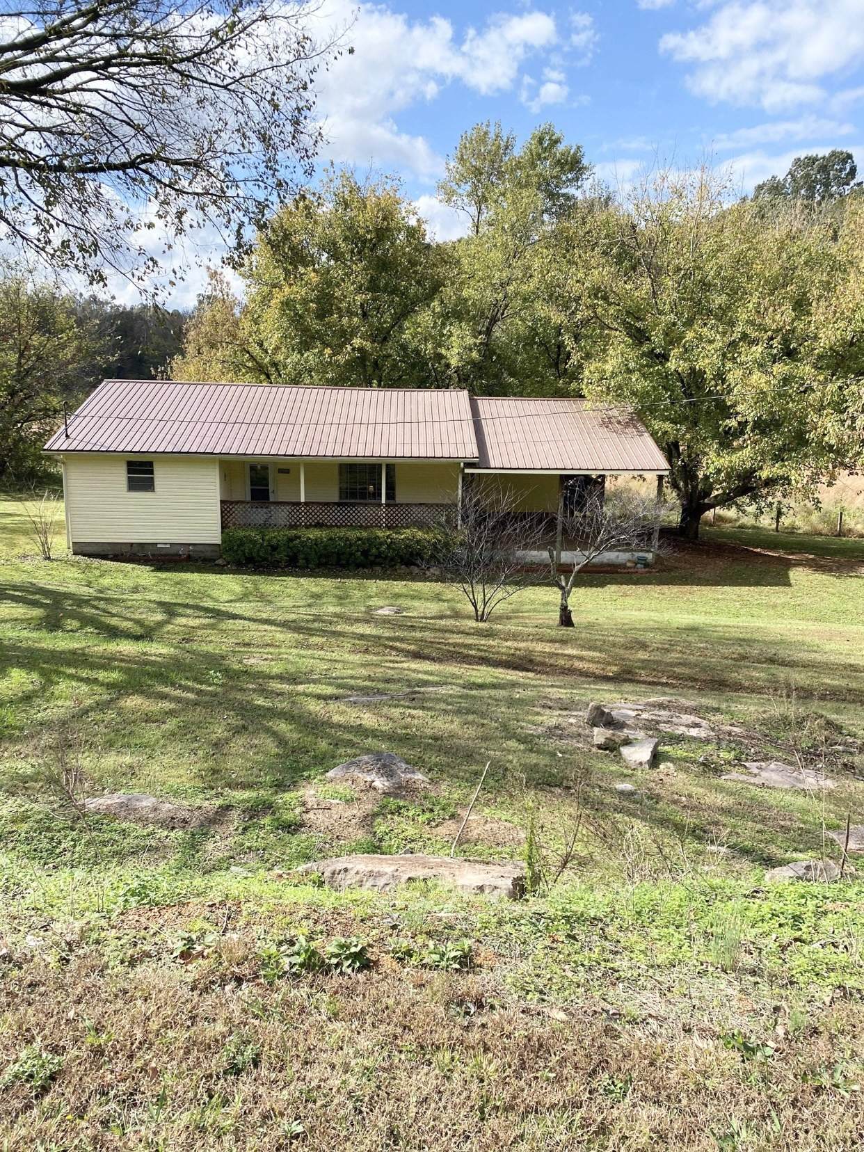 2611 Cedar Creek Rd - Photo 1