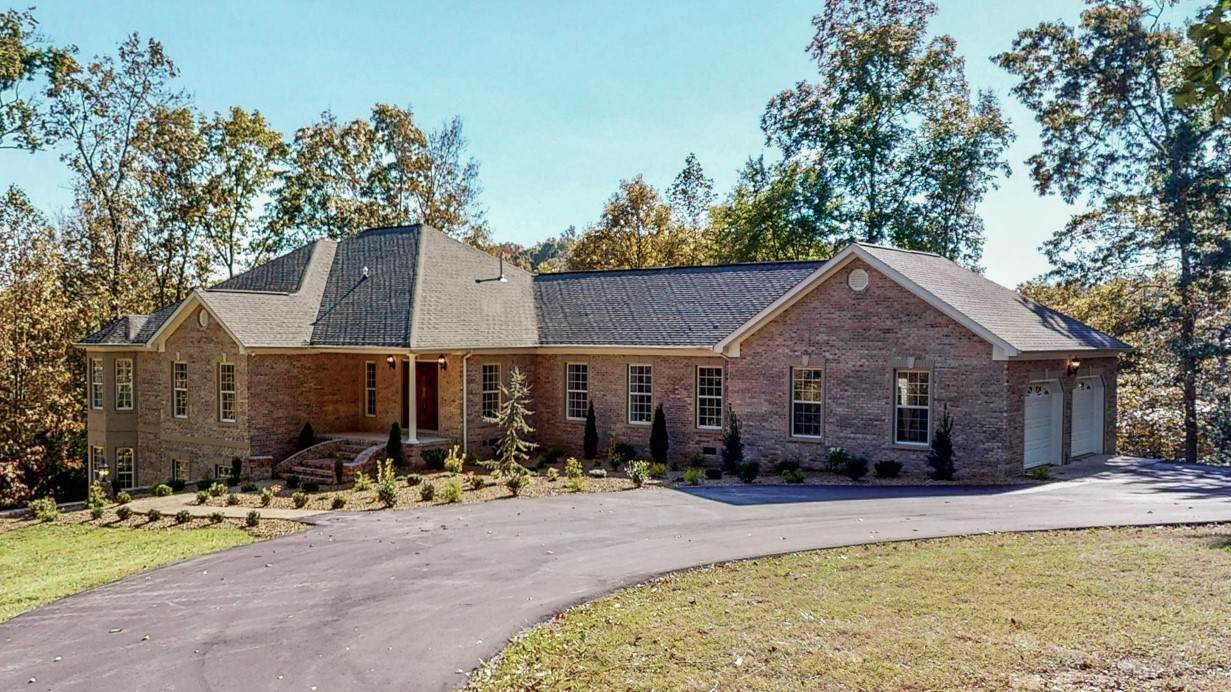 318 Merrell Ln - Photo 1