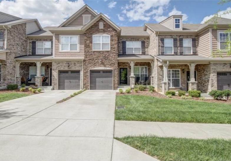7842 Kemberton Dr - Photo 1