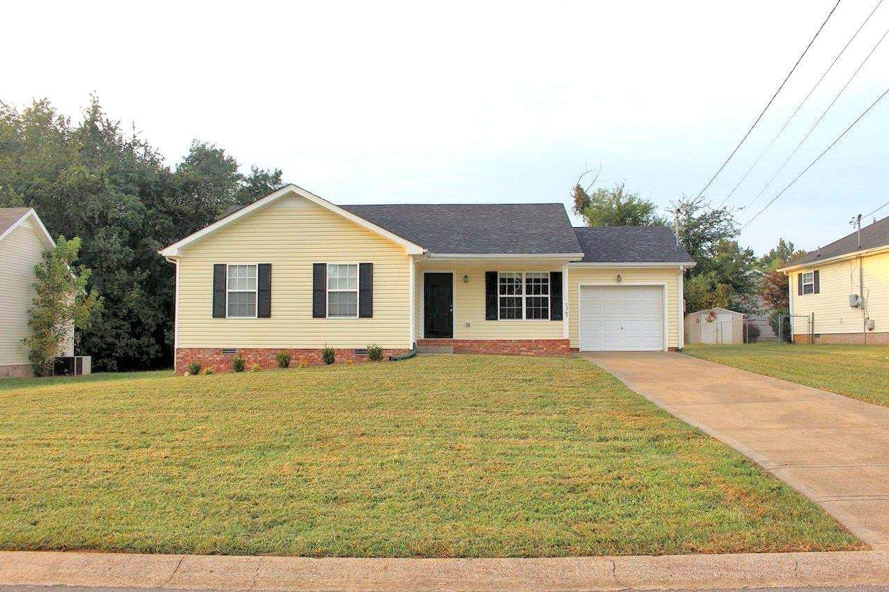 1367 Jenny Ln - Photo 1