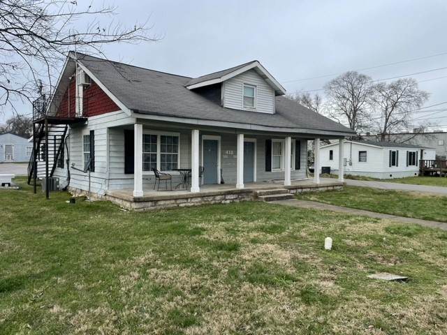 418 S Maple St - Photo 1