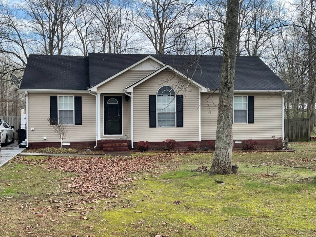 4 Shadetree Ln - Photo 1