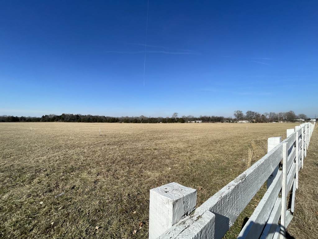 6 Eagleville Pike - Photo 1