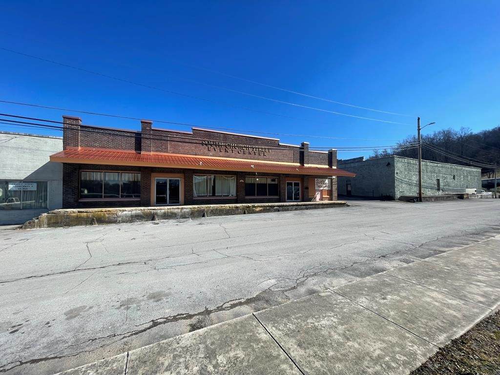 313 S Church St - Photo 1