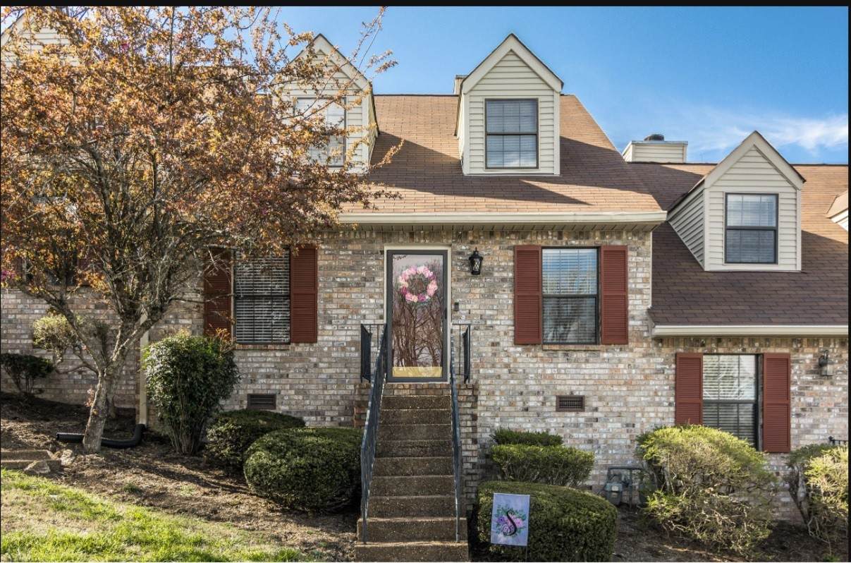 329 Deerpoint Dr - Photo 1