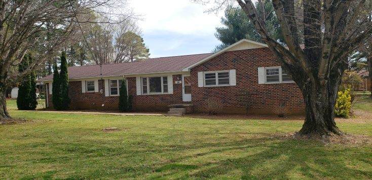 307 Kelly Dr - Photo 1