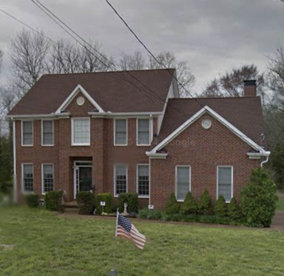 208 Cambridge Pl - Photo 1