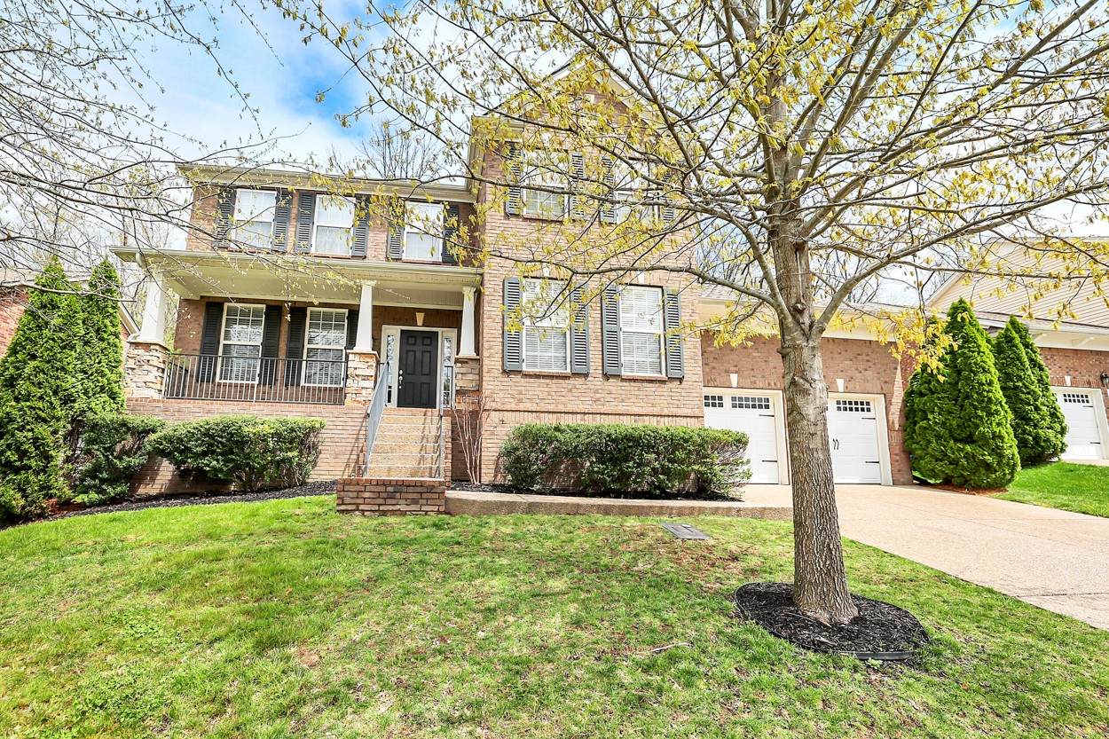 1418 Chantilly Ln - Photo 1