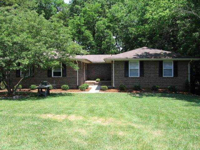 860 Clematis Drive - Photo 1