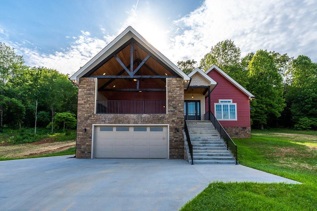 240 Peaceful Ln - Photo 1