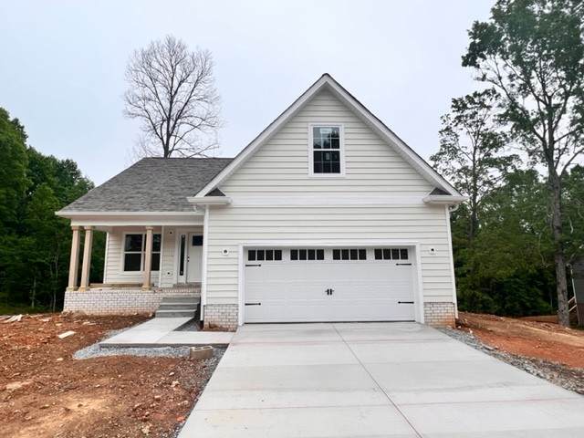 226 Stephen St - Photo 1