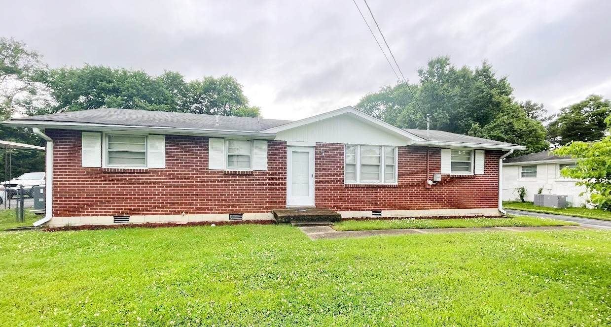 3816 Plantation Dr - Photo 1