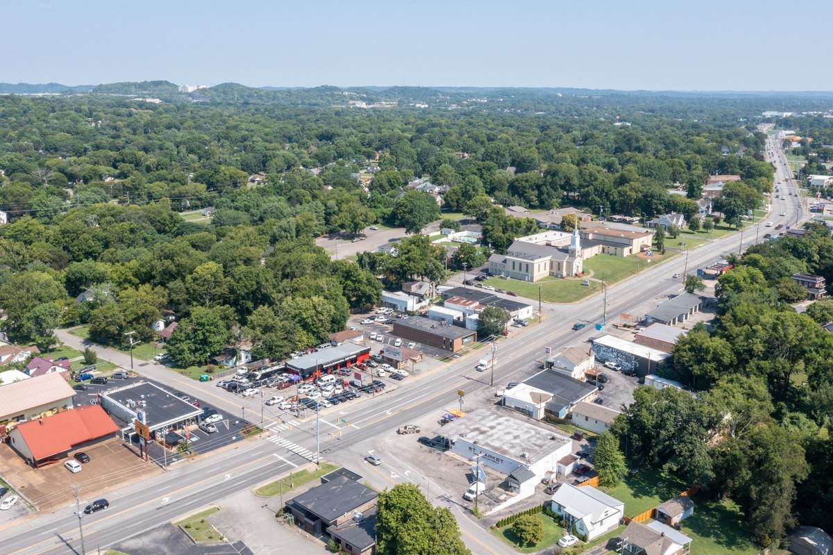 4001 Gallatin Pike - Photo 1
