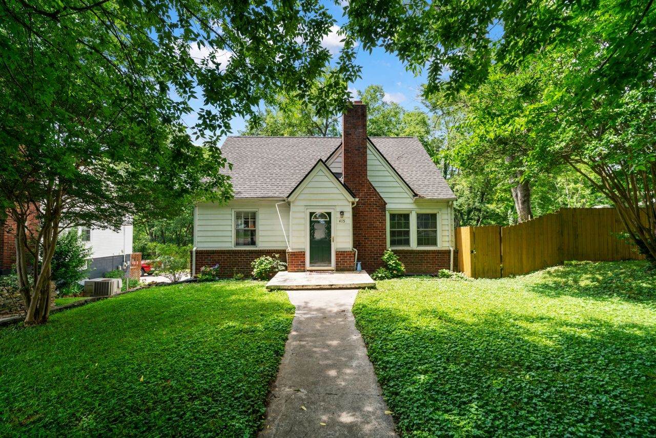 415 W 15th St - Photo 1
