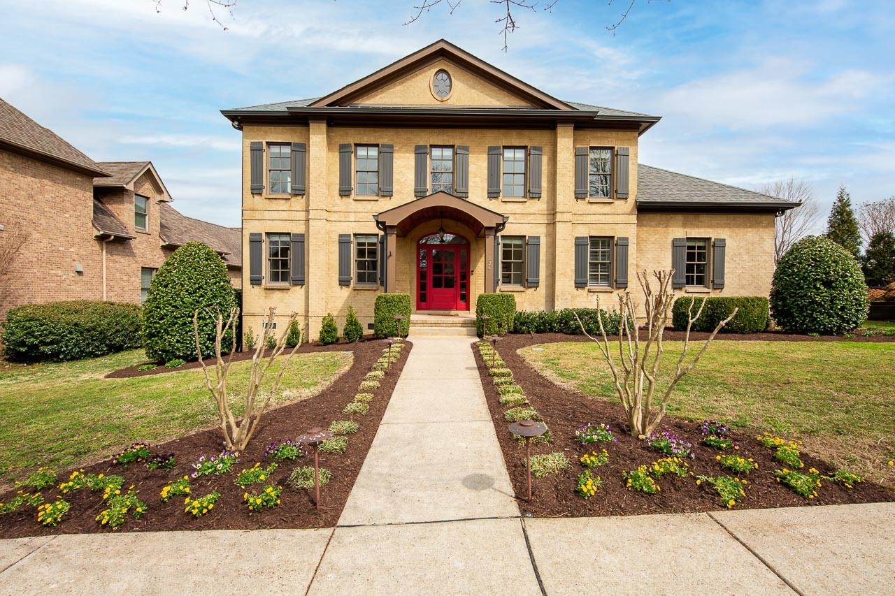 124 Deejay Dr - Photo 1