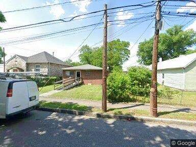 8 Green St - Photo 1