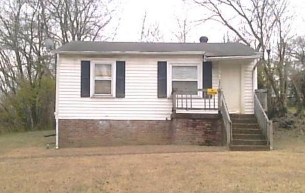 745 22nd Ave - Photo 1