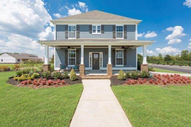 100 Majestic Ln - Photo 1