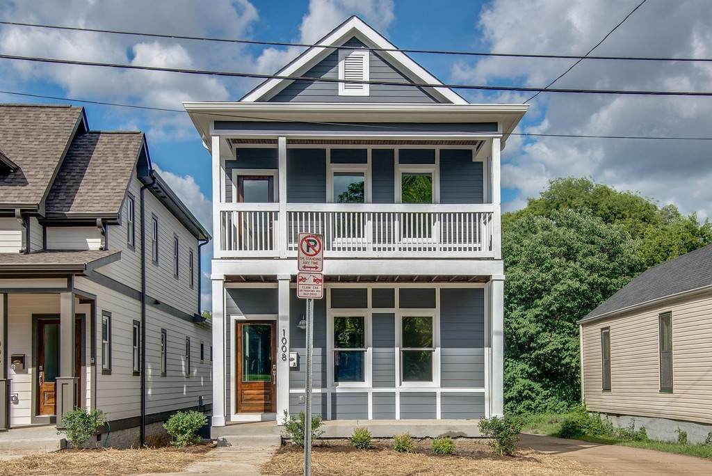 1008A 11th Ave - Photo 1