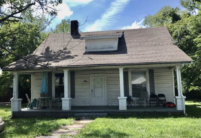 206 Richland Ave - Photo 1