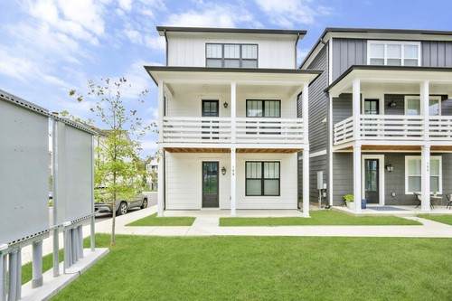 647 Vernon Ave - Photo 1
