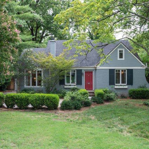 2903 Woodlawn Dr - Photo 1