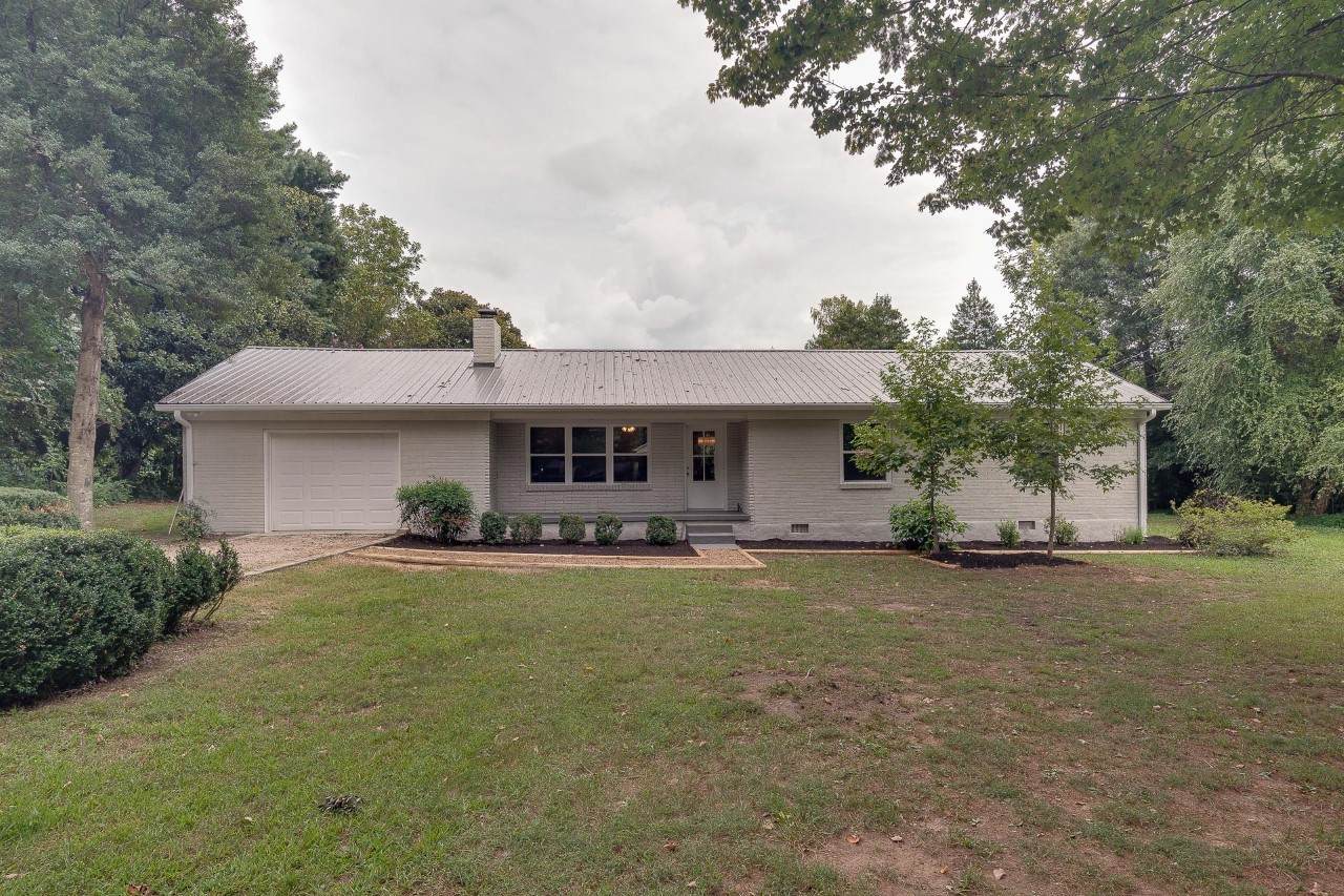 2448 Buffalo Rd - Photo 1