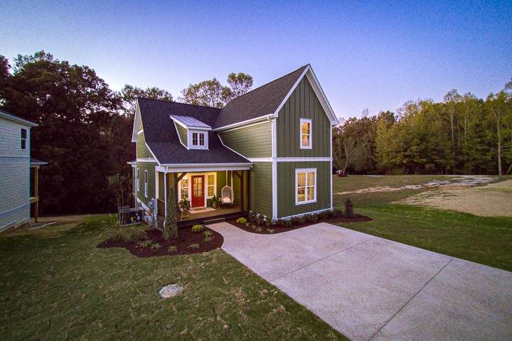 216 Evans Dr - Photo 1