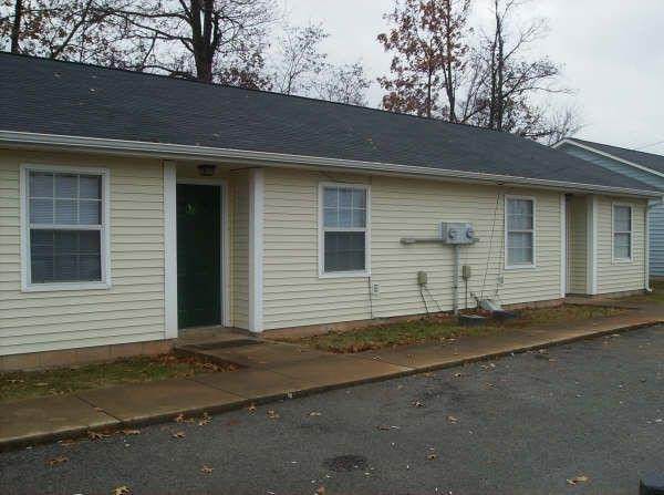 1375 Thompsonville Lane Unit 17 - Photo 1