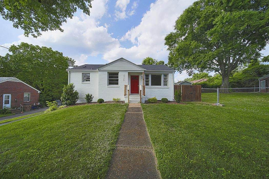 2725 Mailan Dr - Photo 1