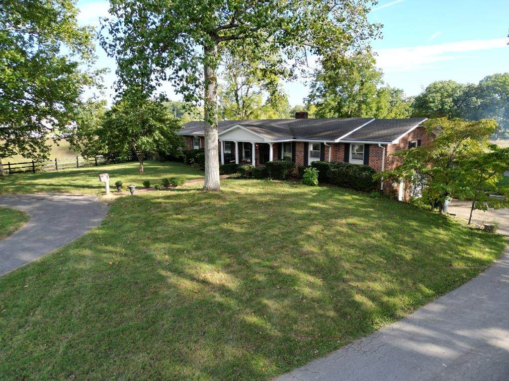 1798 Lee Seminary Rd - Photo 1